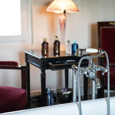 Villa Tartufo Bianco Althea Bossolasco