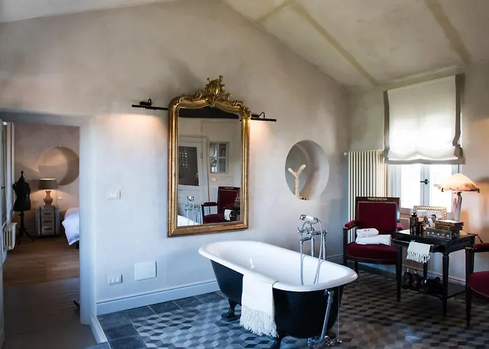 Villa Tartufo Bianco Althea Bossolasco